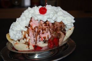 Campfire Banana Splits