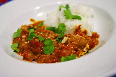 CHICKEN CURRY KABOBS ON RICE